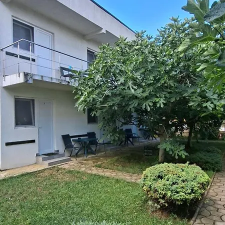 Casa Cora Casa de hóspedes Năvodari